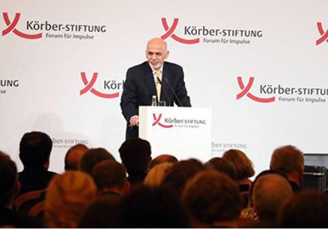 Ghani Vows to Stay True to Constitution in Peace Talks
